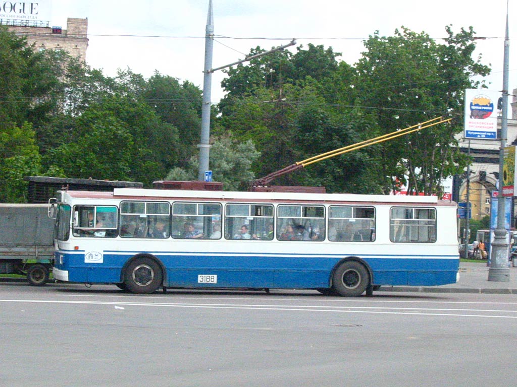 Москва, ЗиУ-52642 № 3188