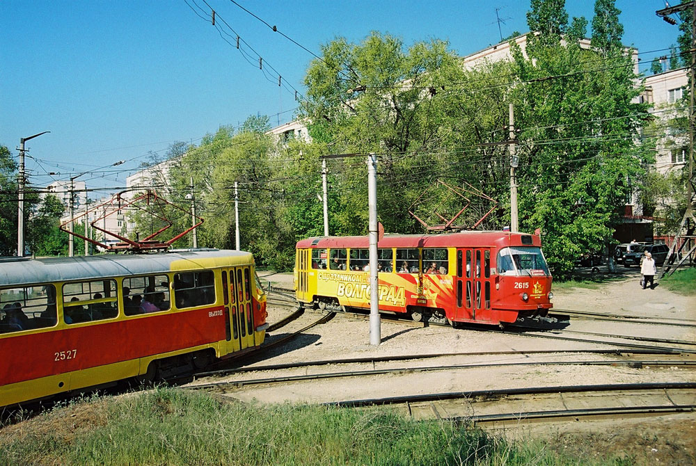 Волгоград, Tatra T3SU (двухдверная) № 2527; Волгоград, Tatra T3SU (двухдверная) № 2615 Волгоград, Tatra T3SU (двухдверная) № 2527; Волгоград, Tatra T3SU (двухдверная) № 2615