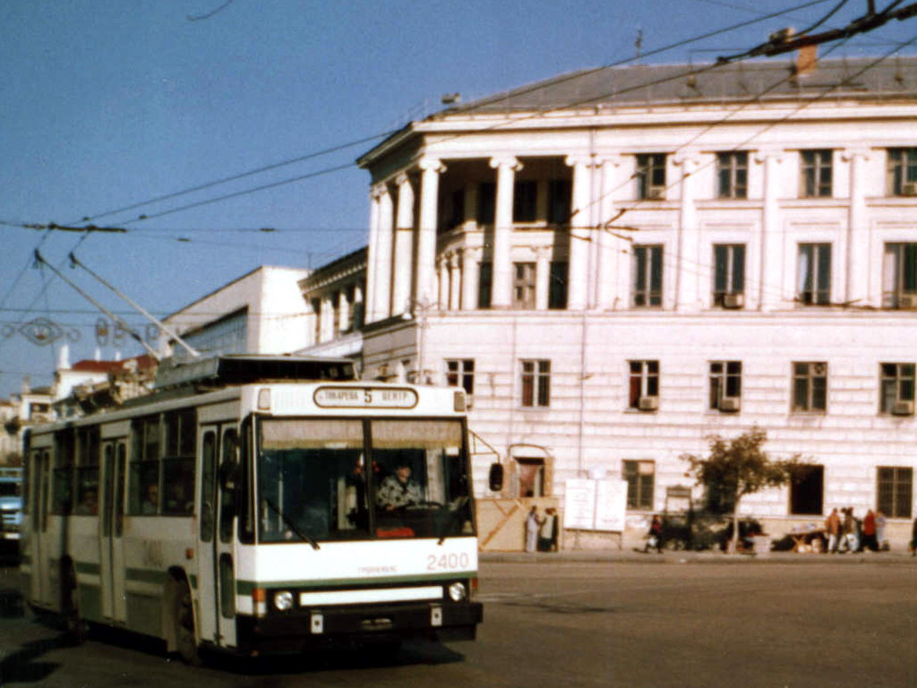 Севастополь, ЮМЗ Т2 № 2400