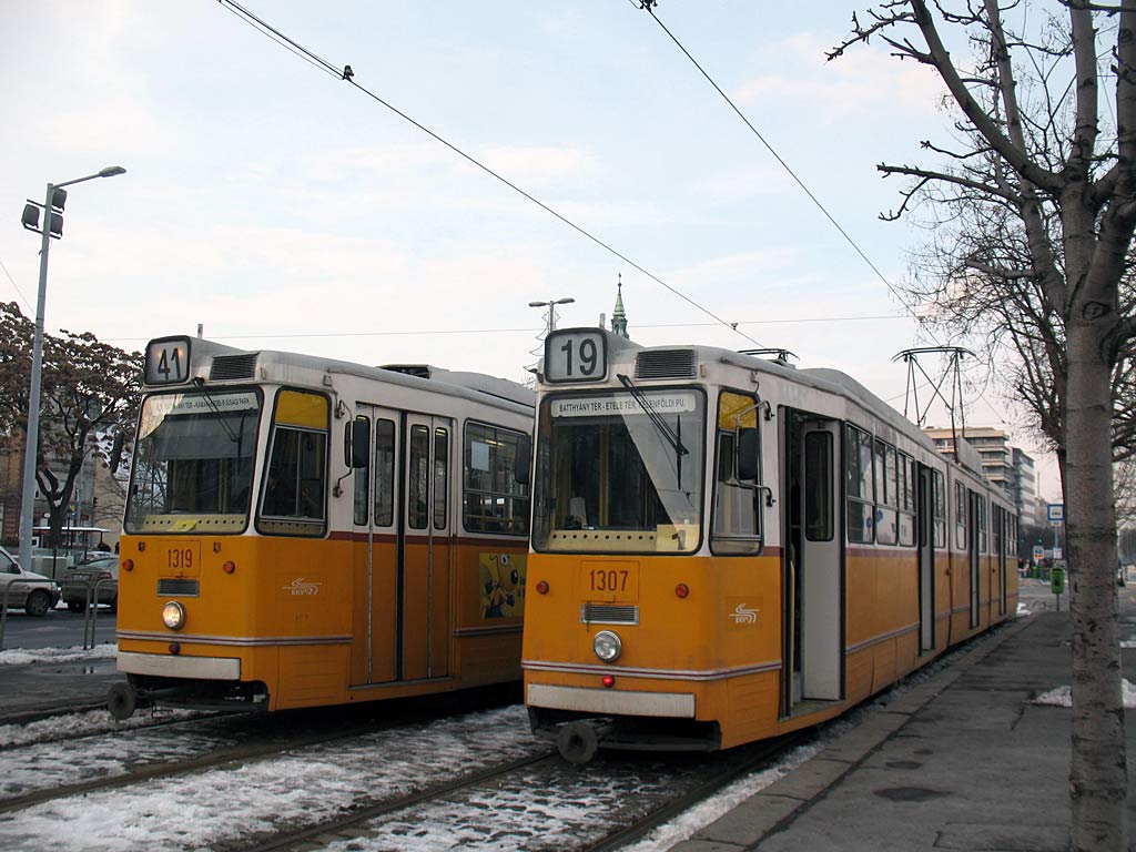 Будапешт, Ganz CSMG2 № 1319; Будапешт, Ganz CSMG2 № 1307