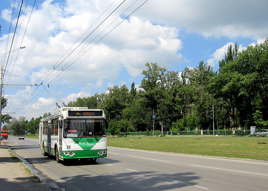 Ростов-на-Дону, ЗиУ-682Г-016.02 (с широкой 1-й дверью) № 316