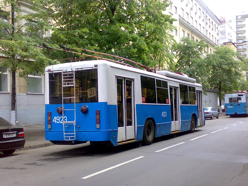 Moskau, BTZ-52761R Nr. 4923