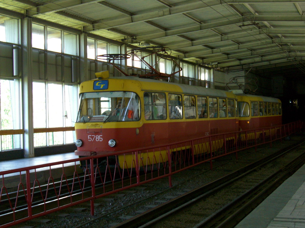 Volgograd, Tatra T3SU Br. 5785; Volgograd, Tatra T3SU Br. 5780; Volgograd — Tram lines: [5] Fifth depot — Tram rapid transit