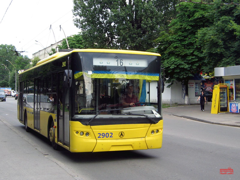 Киев, ЛАЗ E183D1 № 2902