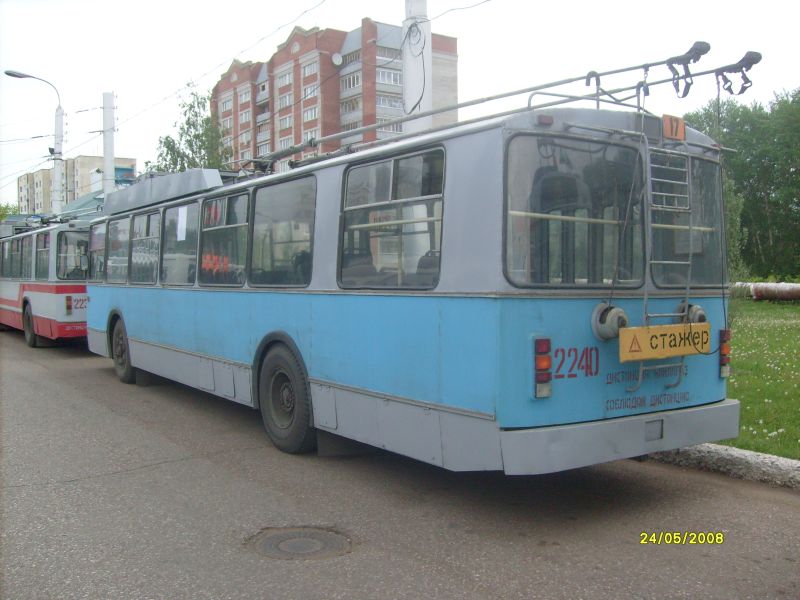 Стерлитамак, БТЗ-52011 № 2240