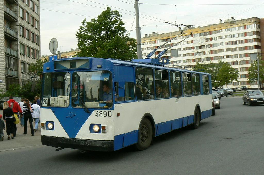 Санкт-Петербург, ЗиУ-682В-012 [В0А] № 4890