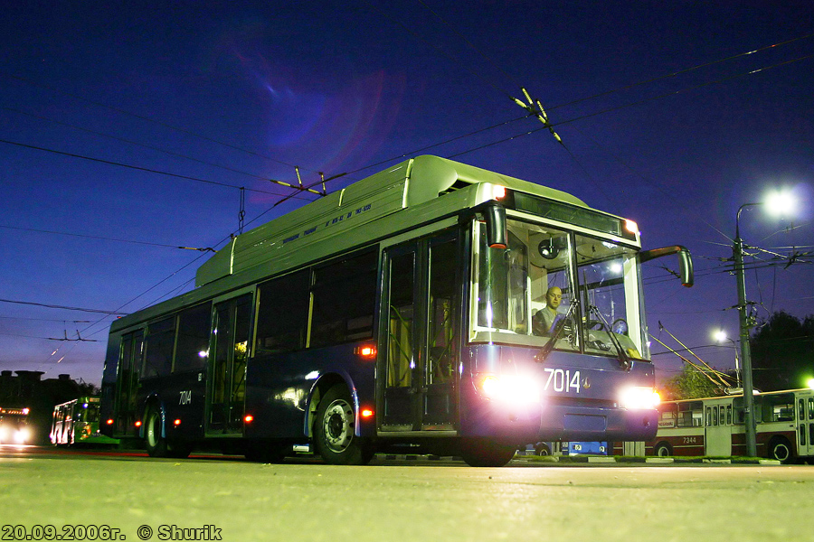 Moskva, TMZ-5235 č. 7014 Moskva, TMZ-5235 č. 7014