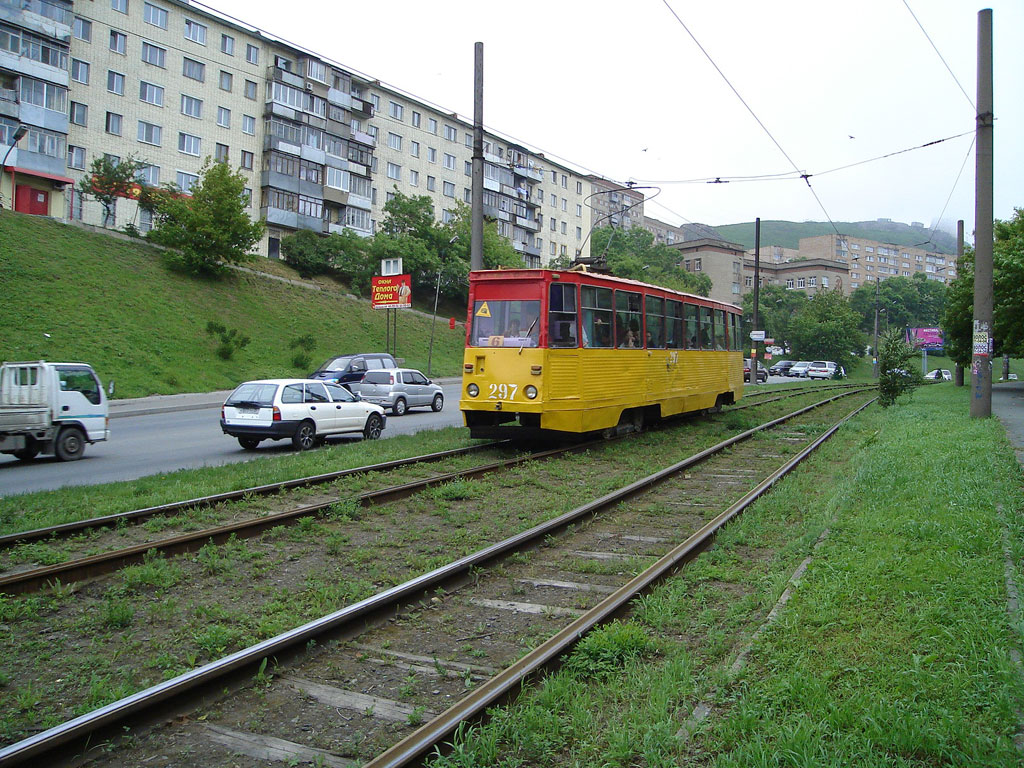 Владивосток, 71-605 (КТМ-5М3) № 297