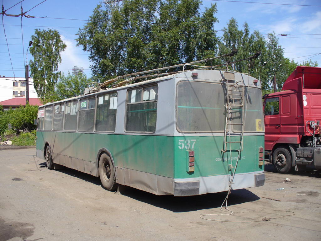Kirov, ZiU-682G [G00] — 537
