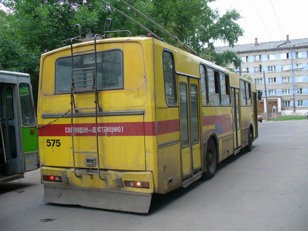 Киров, Nordtroll NTR-120MT № 575