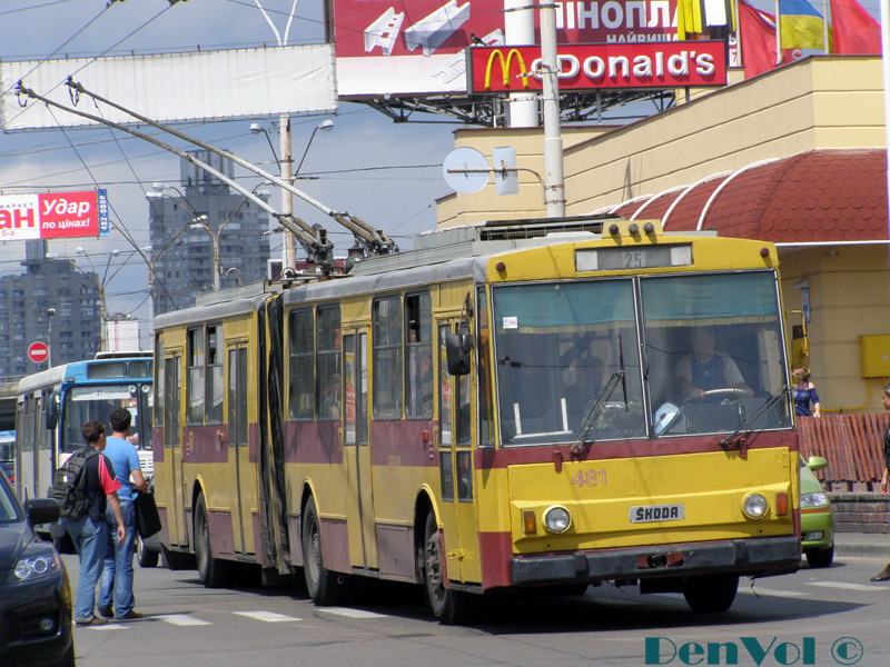 Киев, Škoda 15Tr03/6 № 481
