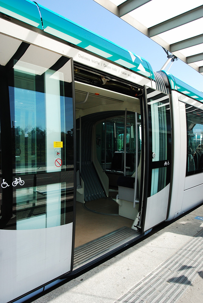 Барселона, Alstom Citadis 302 № 17