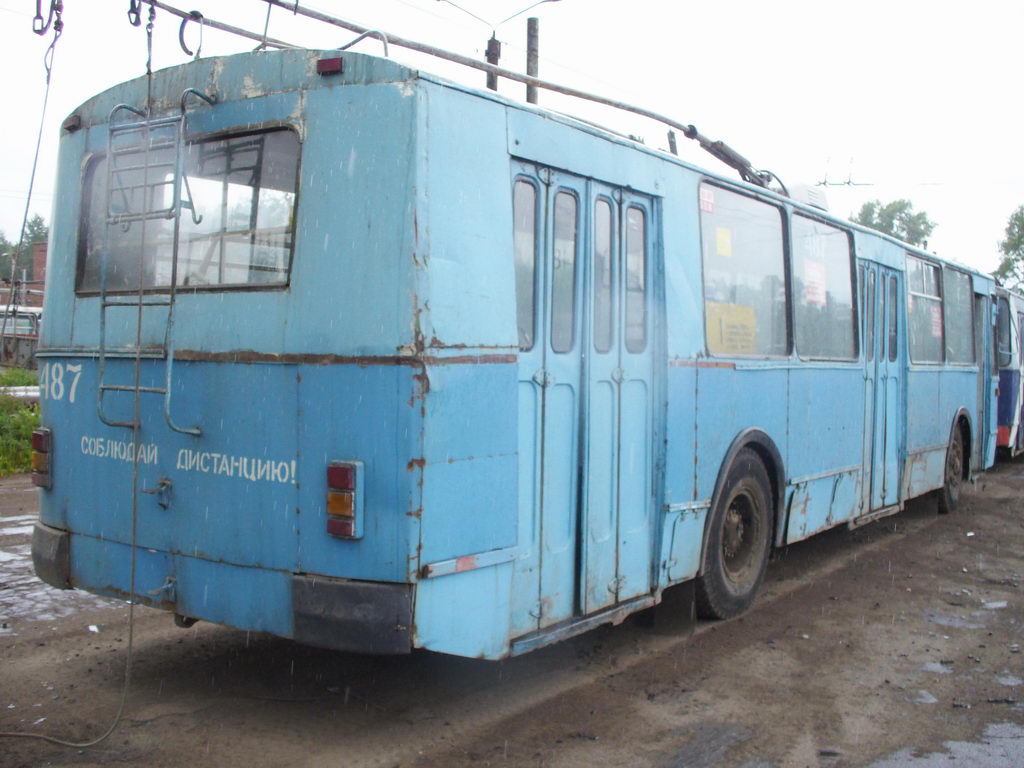 Kirov, ZiU-682V [V00] — 487
