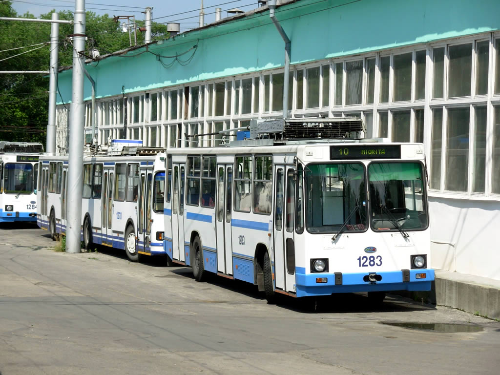 Кишинёв, ЮМЗ Т2 № 1283; Кишинёв — Троллейбусный парк № 1