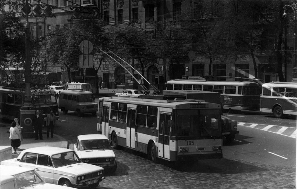 Киев, Škoda 14Tr02/6 № 195; Киев — Исторические фотографии