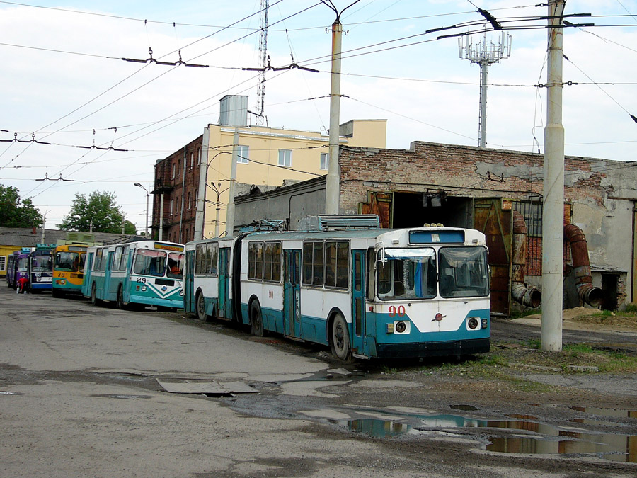 Taganrog, ZiU-683V01 N°. 90