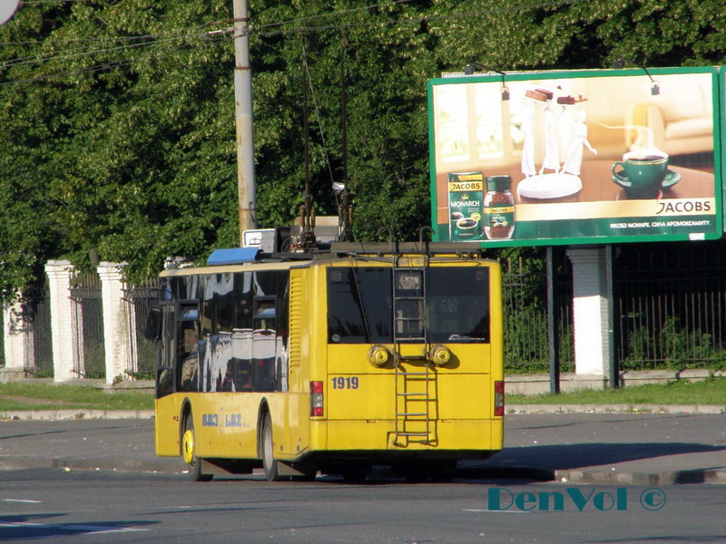 Киев, ЛАЗ E183D1 № 1919