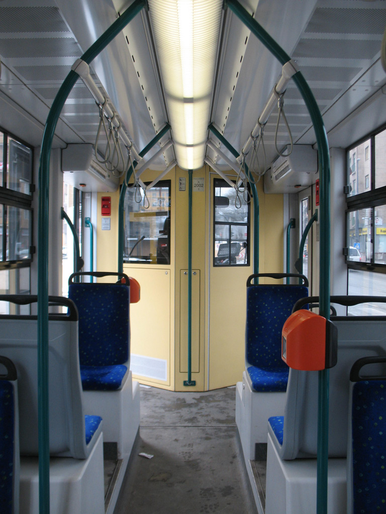 Будапешт, Siemens Combino Supra NF12B № 2002