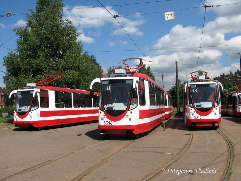 Санкт-Петербург, 71-134А (ЛМ-99АВН) № 5316; Санкт-Петербург, 71-134А (ЛМ-99АВН) № 5310