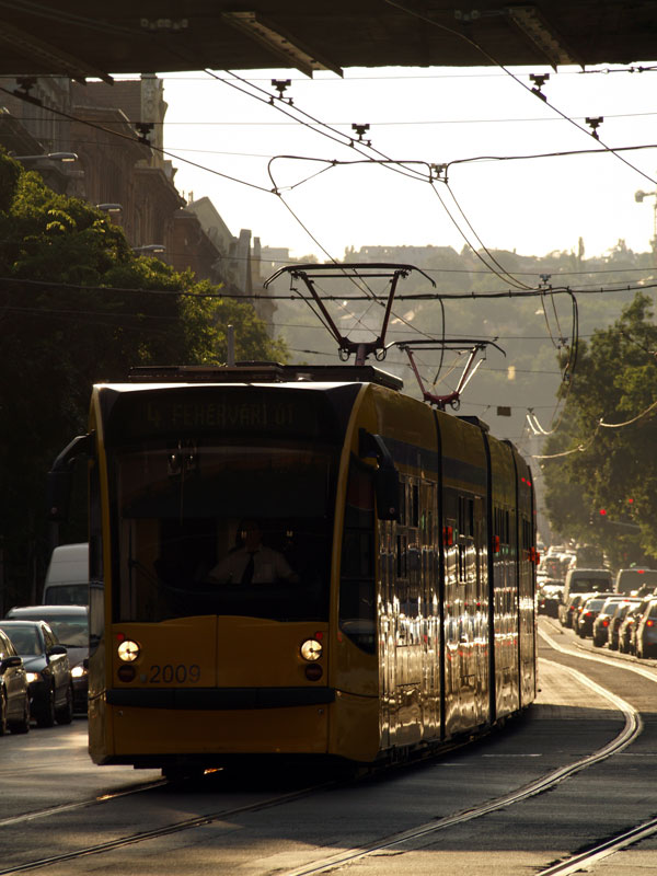 Будапешт, Siemens Combino Supra NF12B № 2009