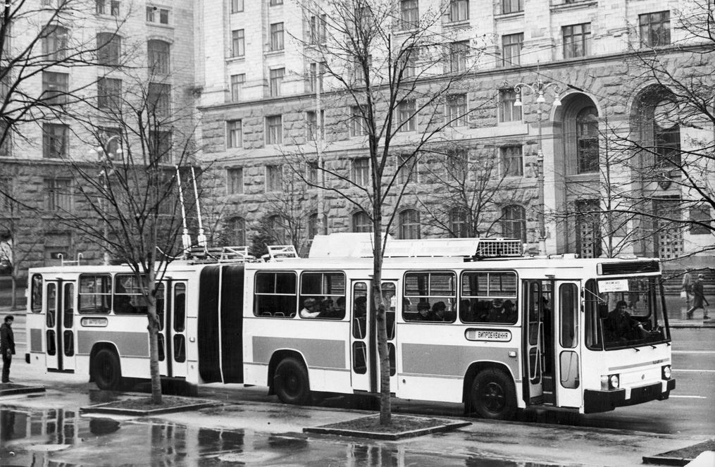 Киев, Киев-11 № 050; Киев — Исторические фотографии