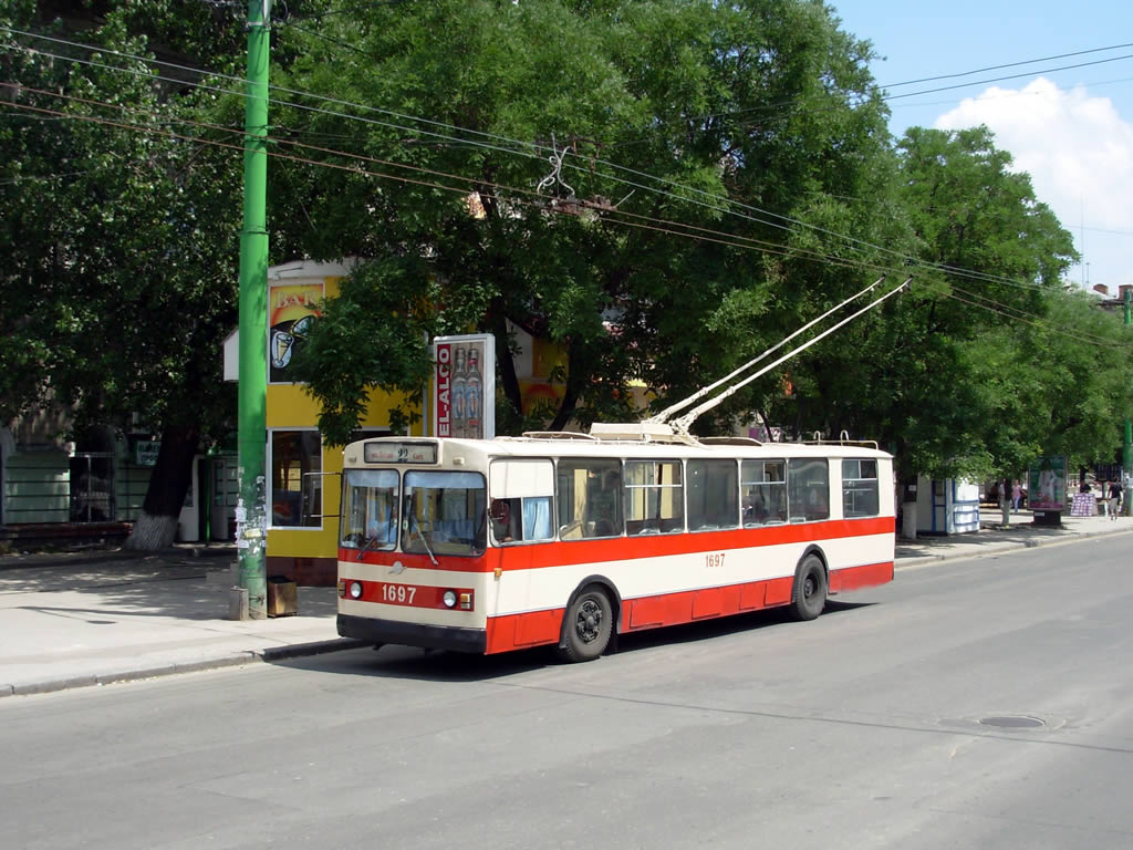 Chișinău, ZiU-682V10 Nr. 1697