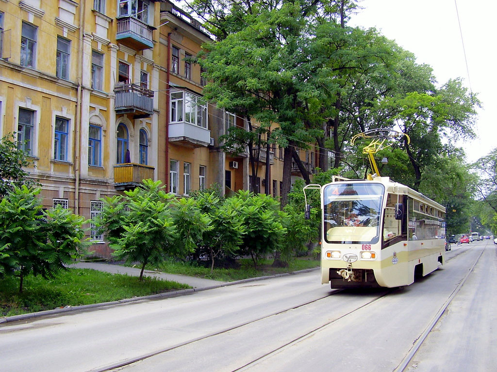 Ростов-на-Дону, 71-619КУ № 066