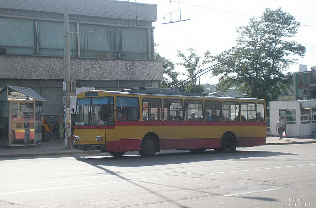 Киев, Škoda 14Tr02/6 № 175