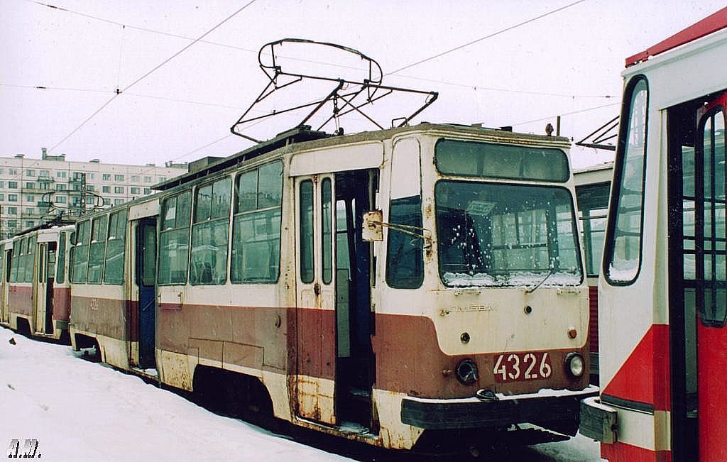 Санкт-Петербург, ЛМ-68М № 4326