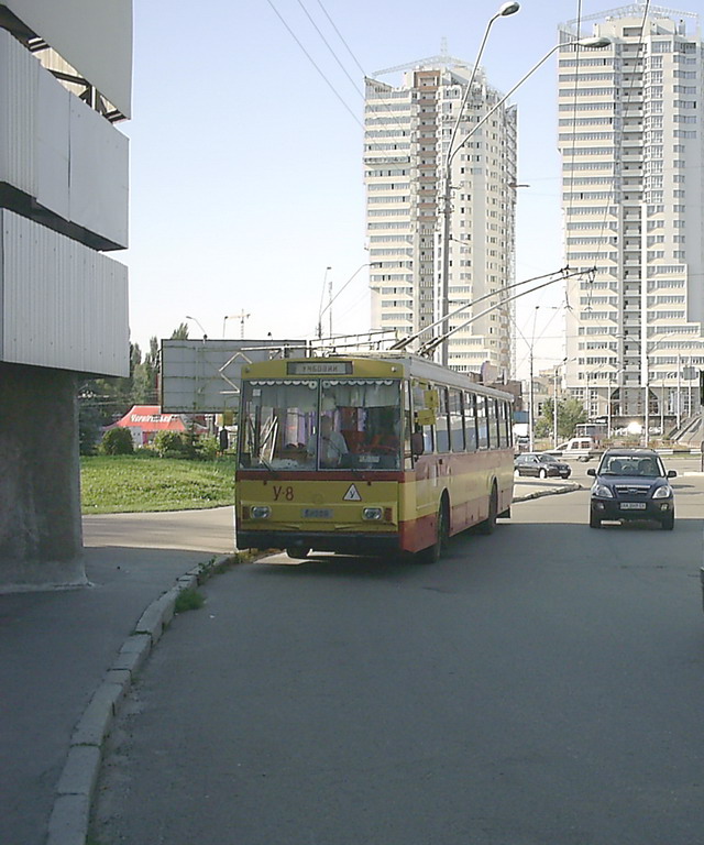 Киев, Škoda 14Tr02/6 № У-8