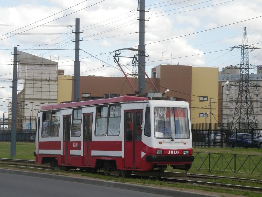 Szentpétervár, 71-134A (LM-99AV) — 1316