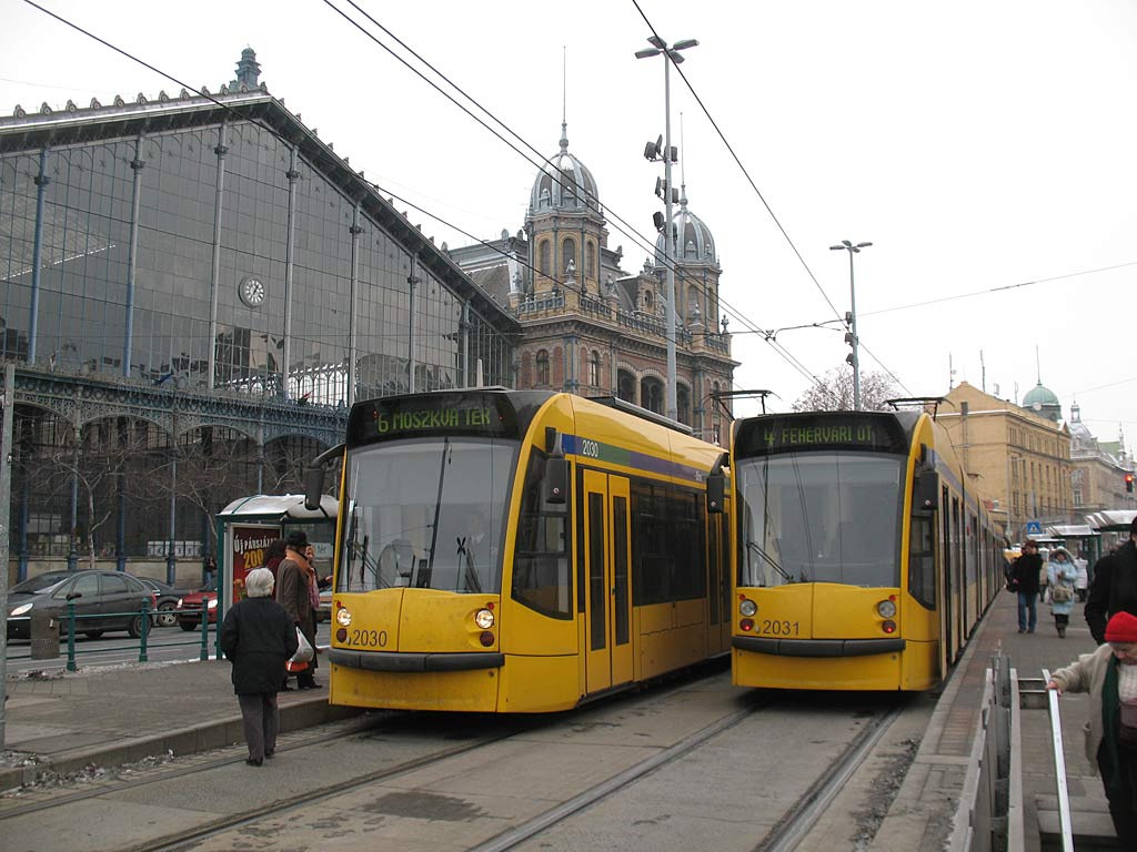 Будапешт, Siemens Combino Supra NF12B № 2030; Будапешт, Siemens Combino Supra NF12B № 2031