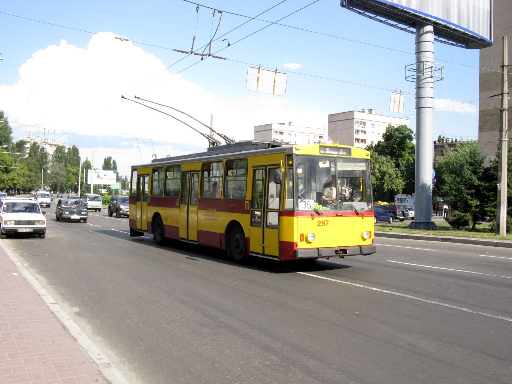 Киев, Škoda 14Tr02/6 № 297
