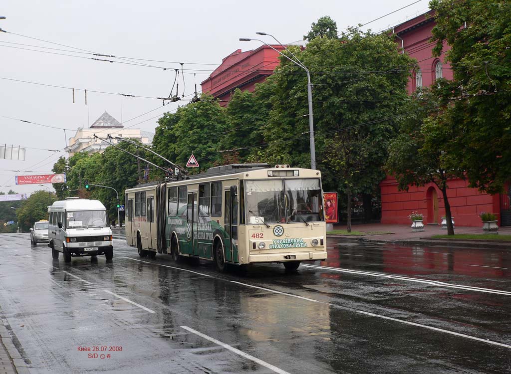 Киев, Škoda 15Tr03/6 № 482