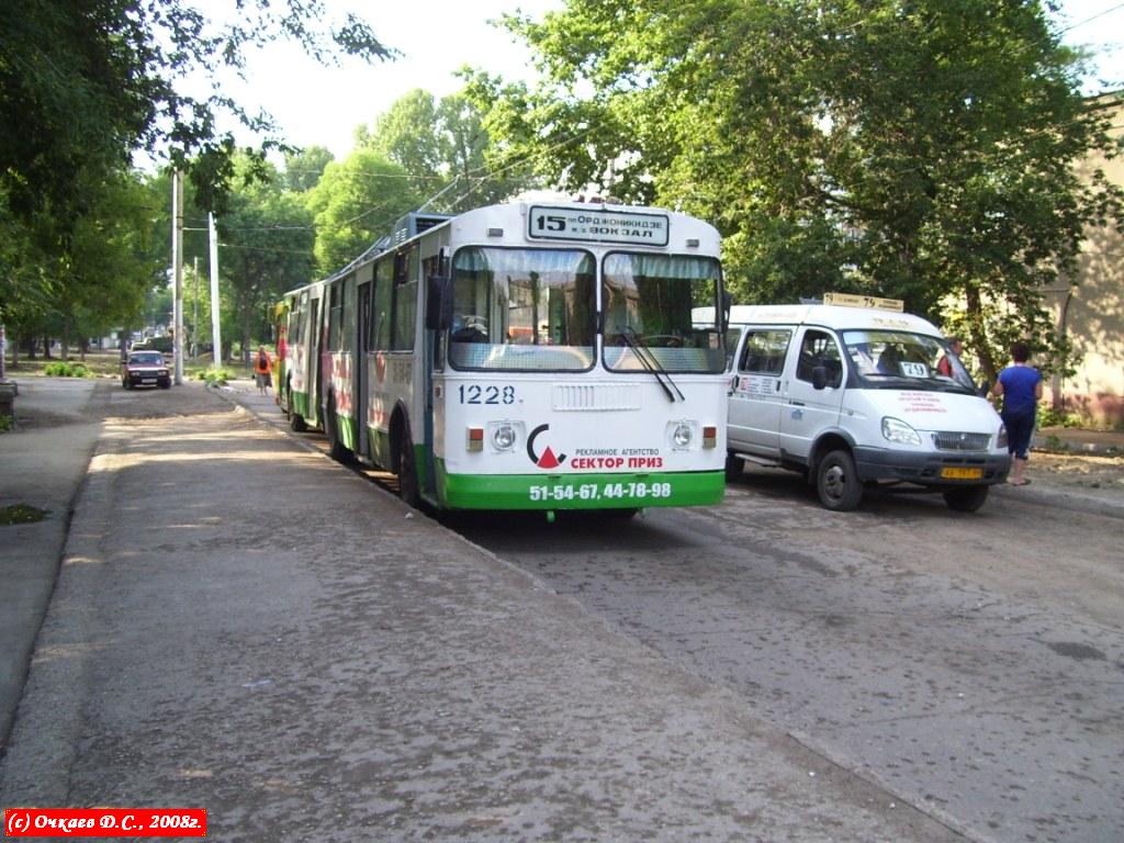 Саратов, ЗиУ-620520 № 1228; Саратов — Происшествия