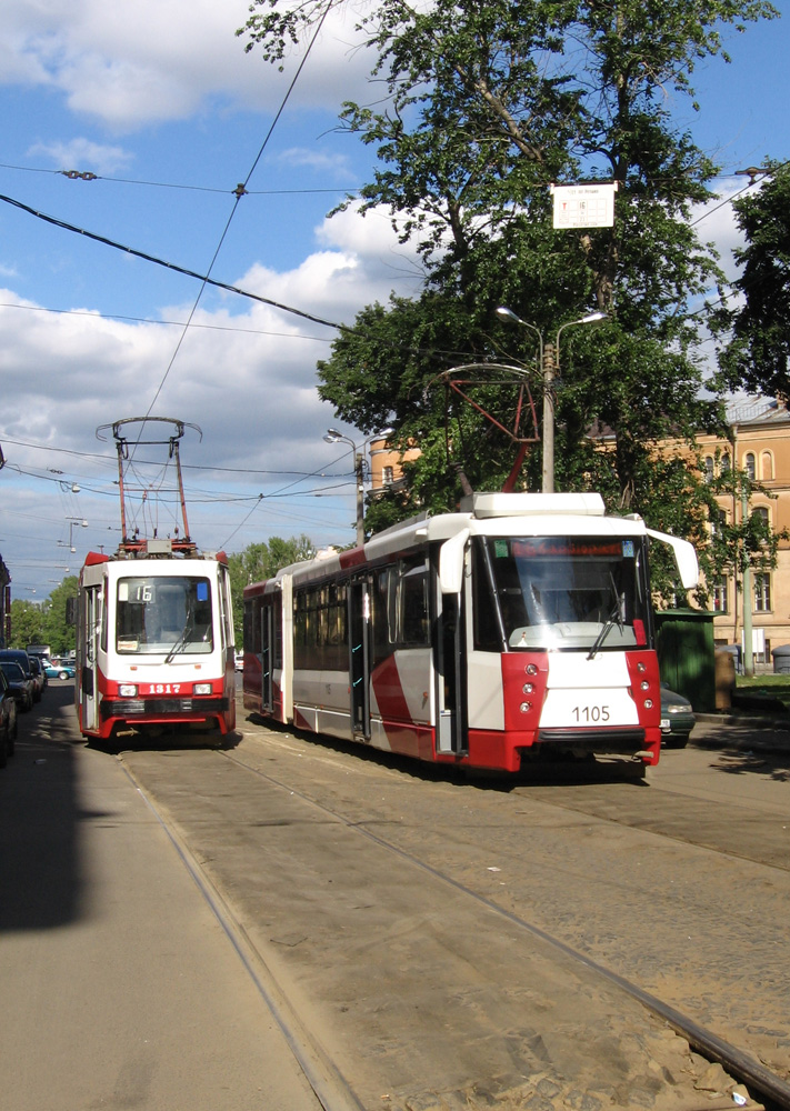 Sankt-Peterburg, 71-134A (LM-99AV) № 1317; Sankt-Peterburg, 71-152 (LVS-2005) № 1105