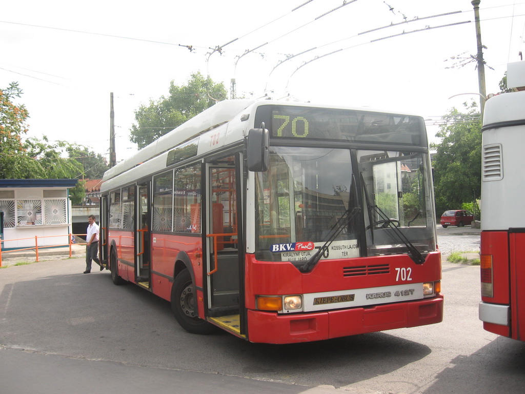 Будапешт, Ikarus 412.81 № 702