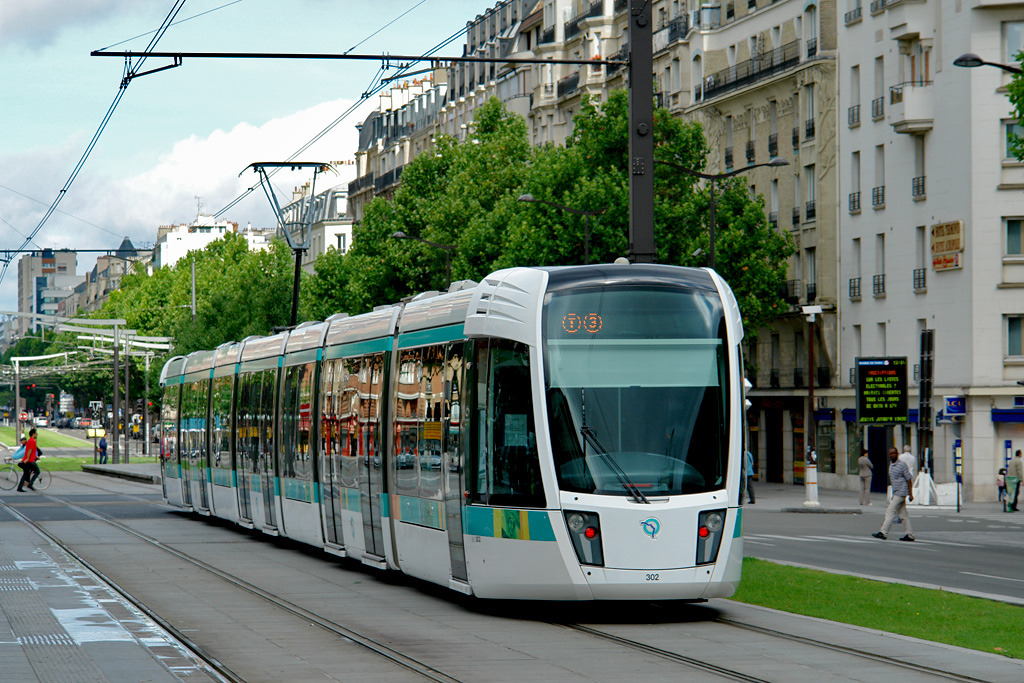 Париж -  Версаль -  Ивелин, Alstom Citadis 402 № 302