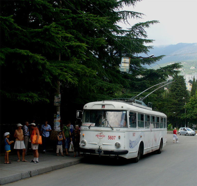 Крымский троллейбус, Škoda 9Tr24 № 5607