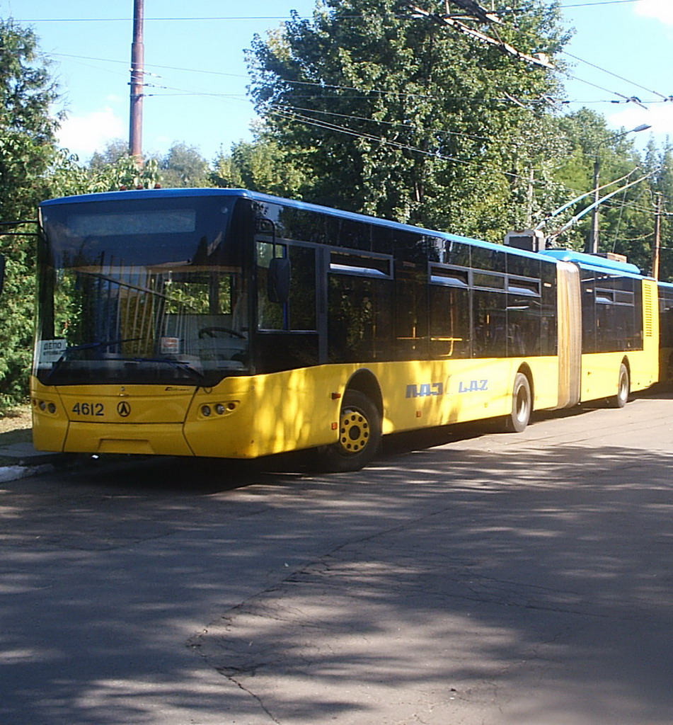 Киев, ЛАЗ E301D1 № 4612
