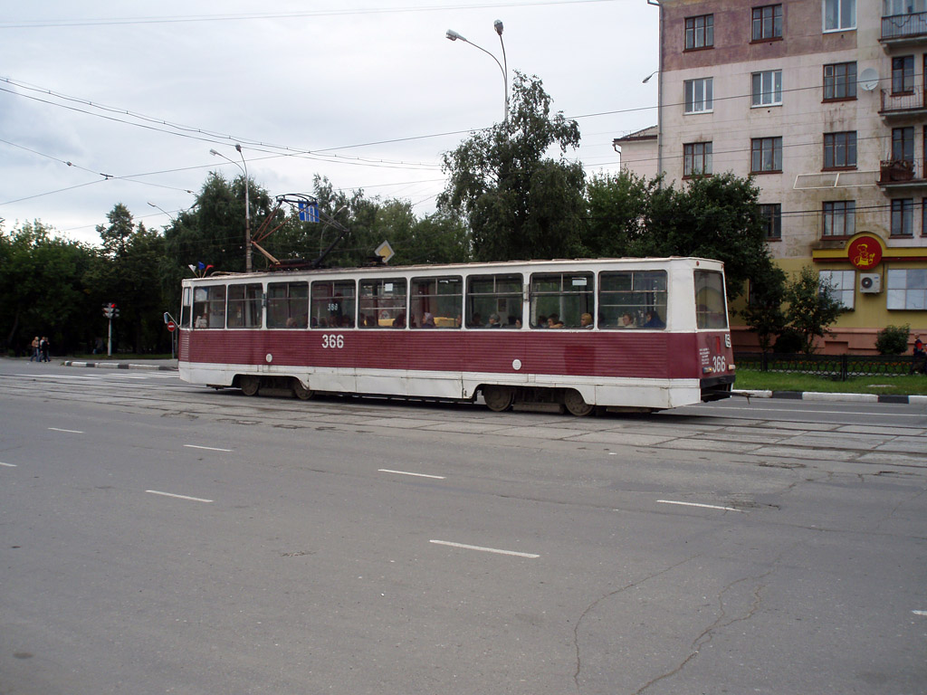 Nischni Tagil, 71-605 (KTM-5M3) Nr. 366