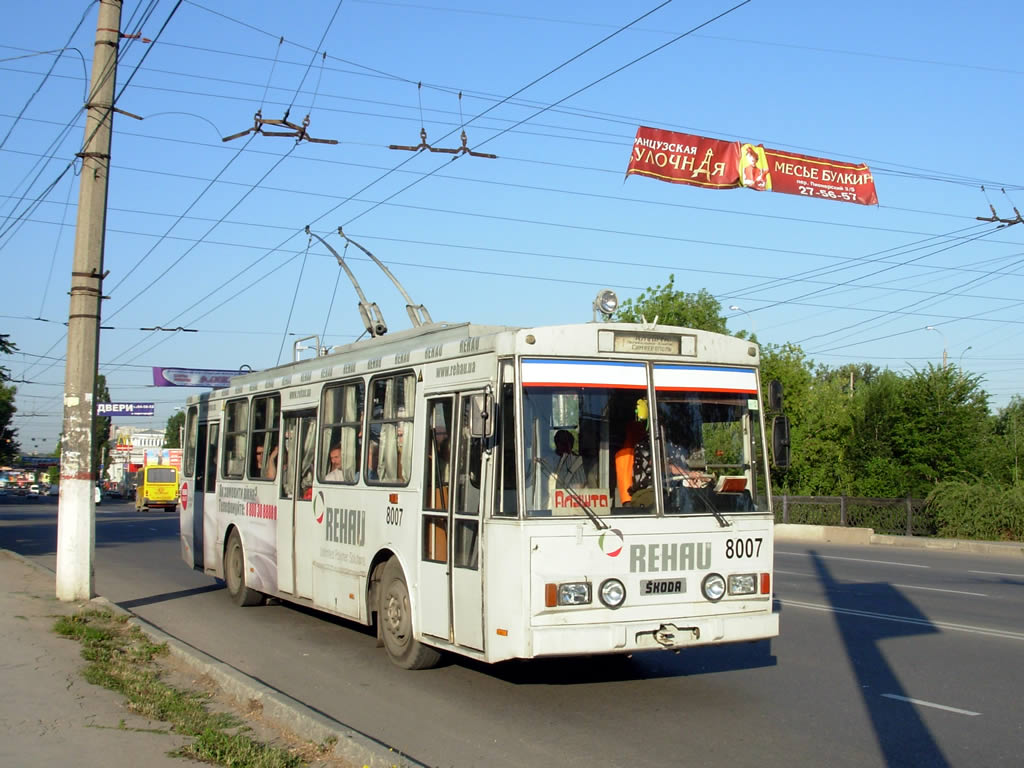 Krimmi trollid (Simferopol - Alušta - Jalta), Škoda 14Tr02/6 № 8007 Krimmi trollid (Simferopol - Alušta - Jalta), Škoda 14Tr02/6 № 8007