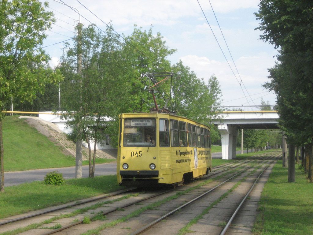 Новополоцк, 71-605 (КТМ-5М3) № 045