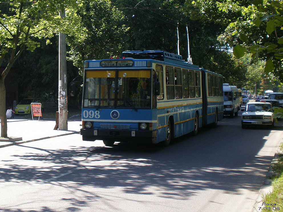 Белая Церковь, ЮМЗ Т1 № 098