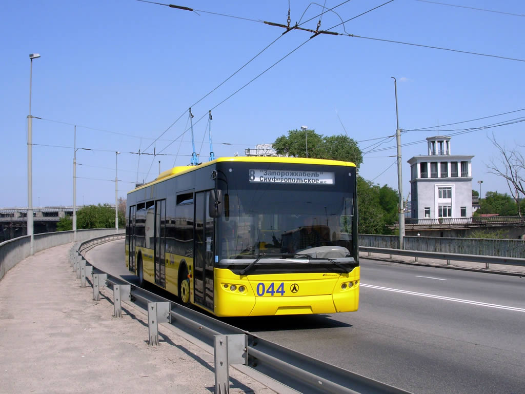 Запорожье, ЛАЗ E183D1 № 044