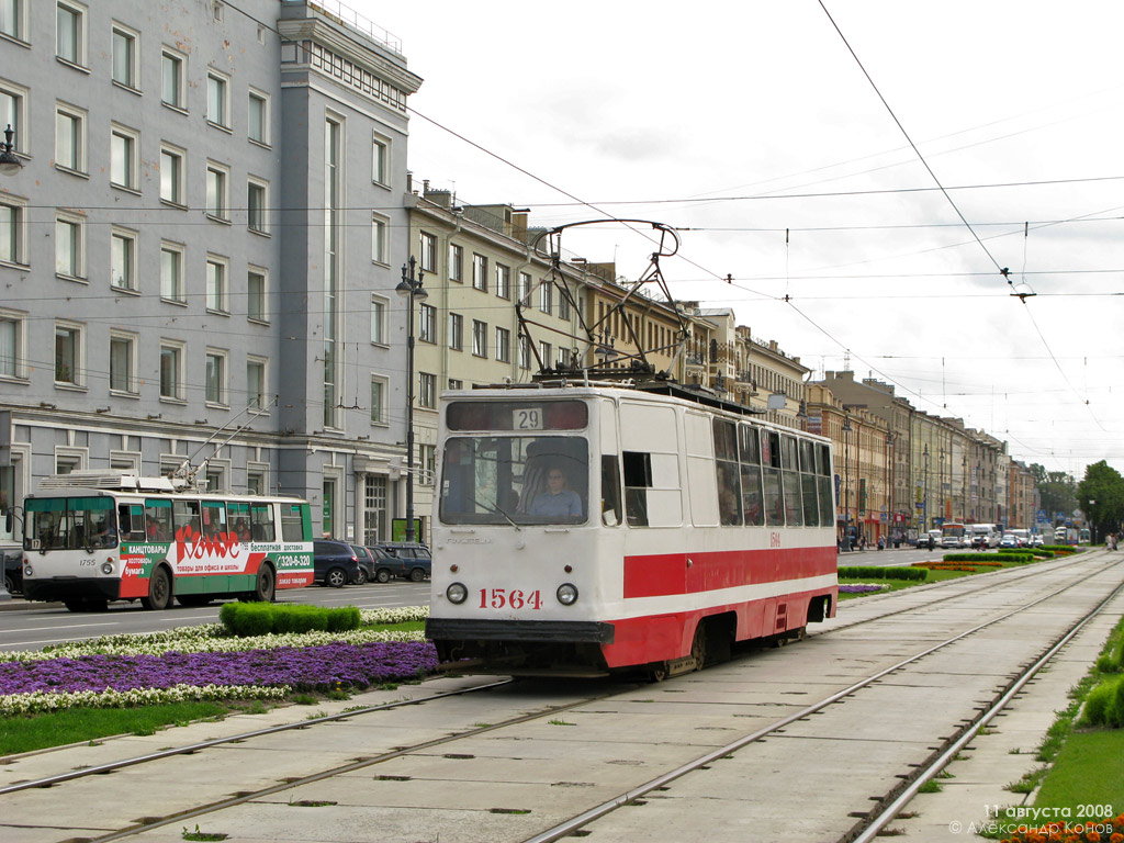 Санкт-Петербург, ЛМ-68М № 1564