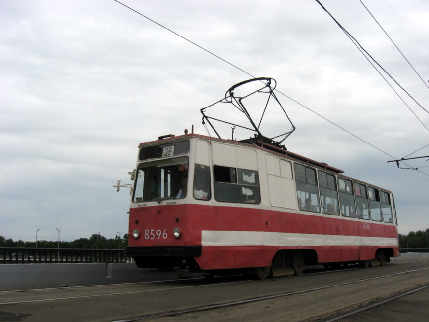 Санкт-Петербург, ЛМ-68М № 8596
