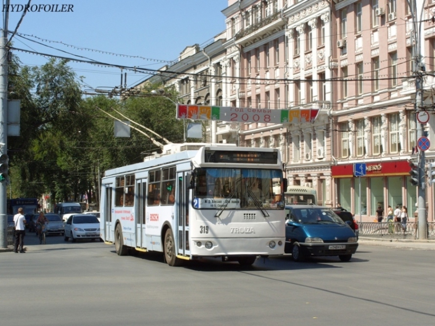 Ростов-на-Дону, ЗиУ-682Г-016.02 (с широкой 1-й дверью) № 319