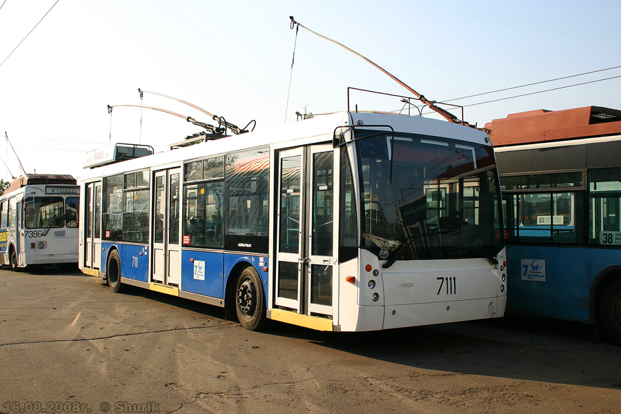 Москва, Тролза-5265.00 «Мегаполис» № 7111