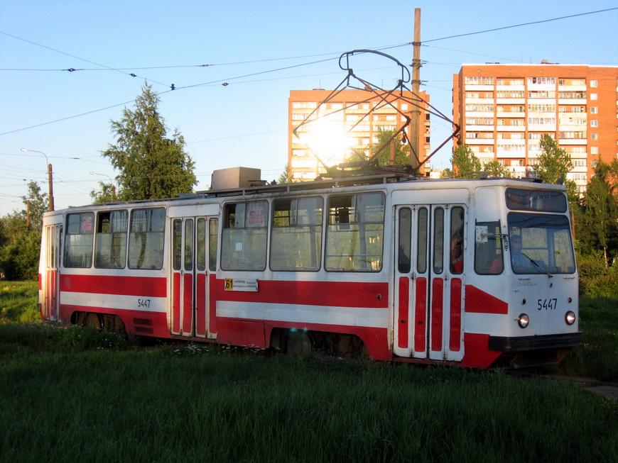 Санкт-Петербург, ЛМ-68М № 5447